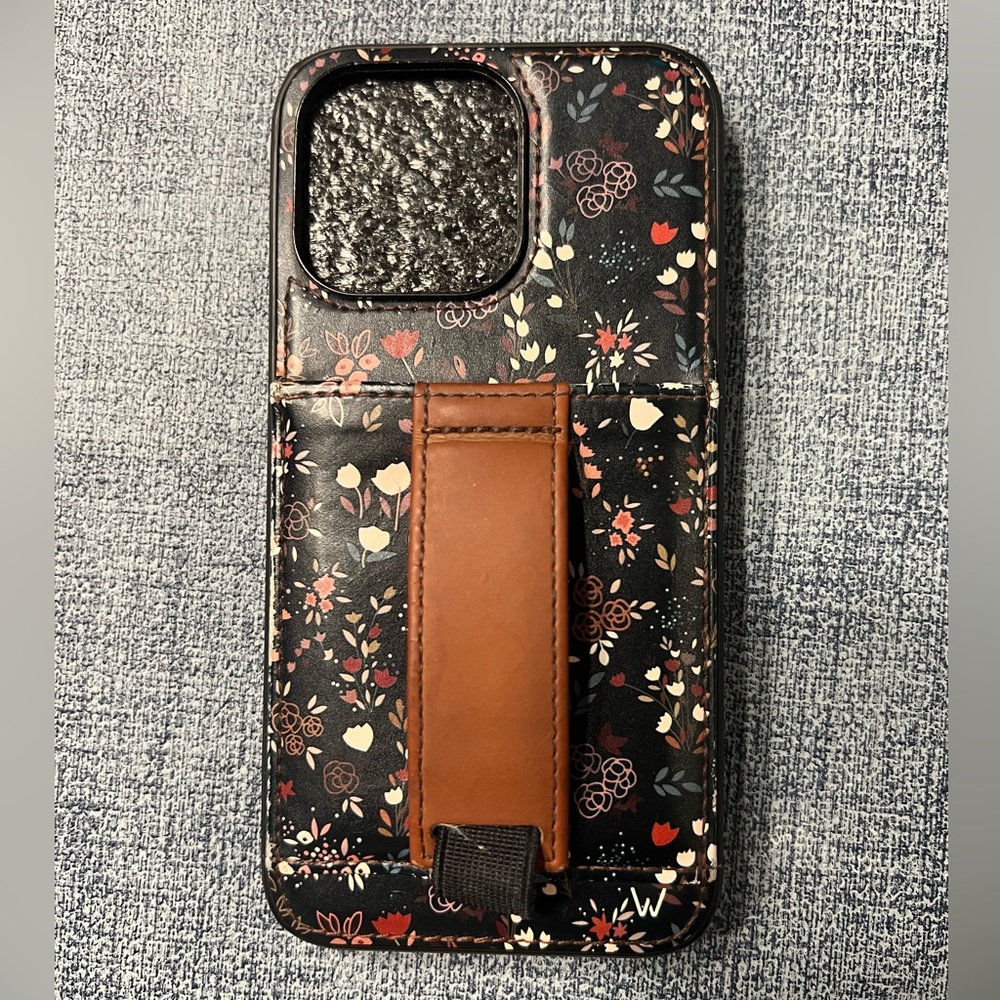 Walli iPhone 13 Pro Case Midnight Floral